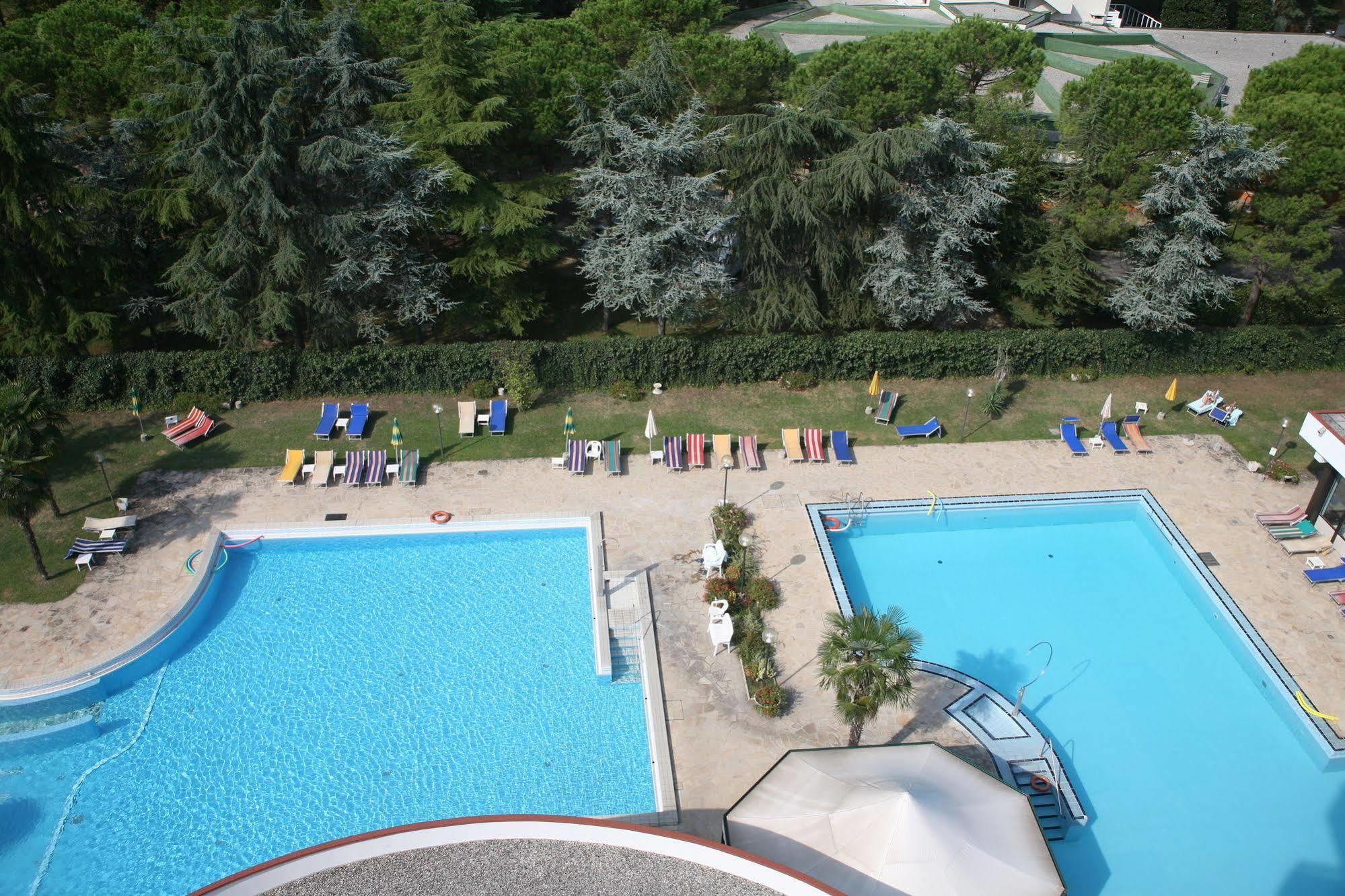 Hotel Commodore Terme Montegrotto Terme Luaran gambar